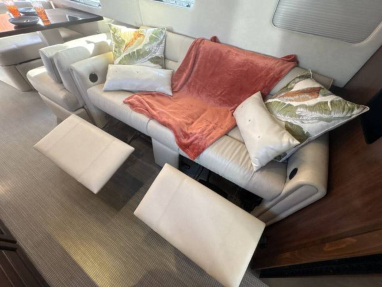 A photo of this 2018 Airstream Classic 33FBQ
