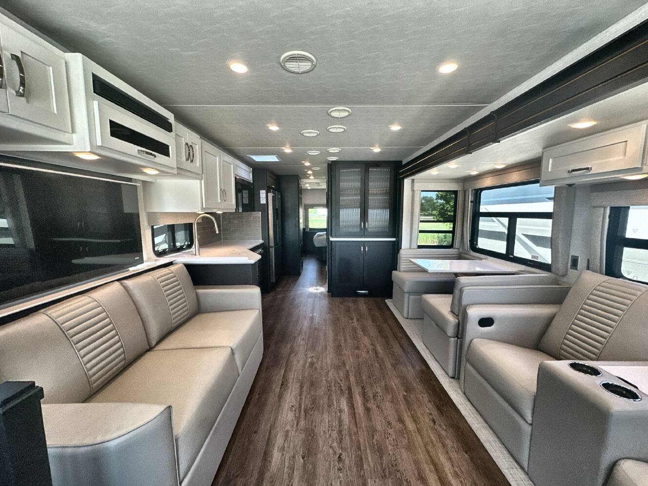 A photo of this 2026 Newmar Bay Star 3626