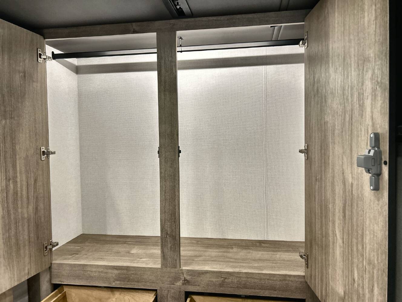 A photo of this 2026 Grand Design Lineage Series F 31ZW