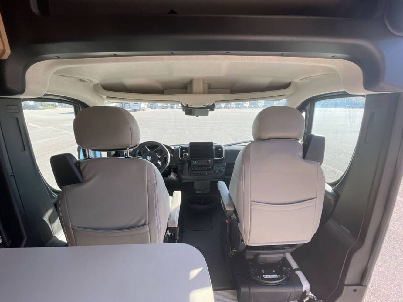 A photo of this 2026 Airstream Rangeline Rangeline