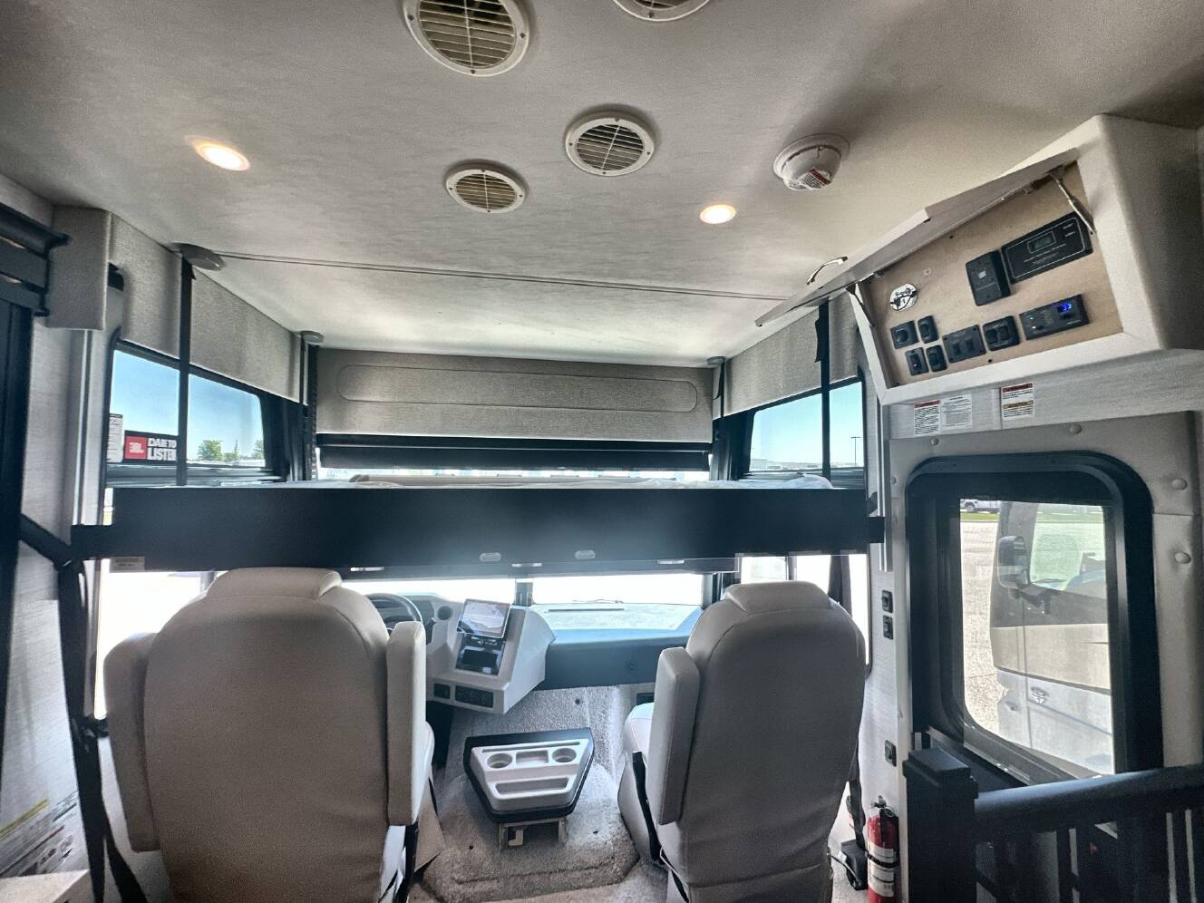 A photo of this 2026 Newmar Bay Star 3626