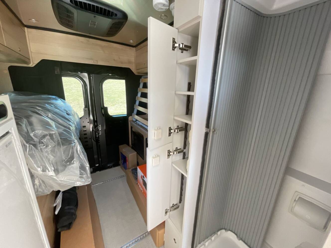 A photo of this 2026 Airstream Rangeline Rangeline