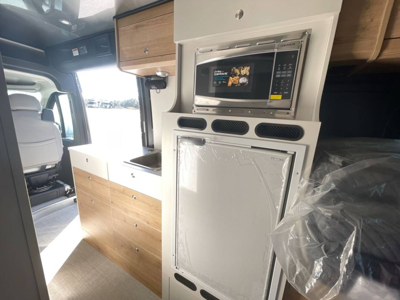 A photo of this 2026 Airstream Rangeline Rangeline