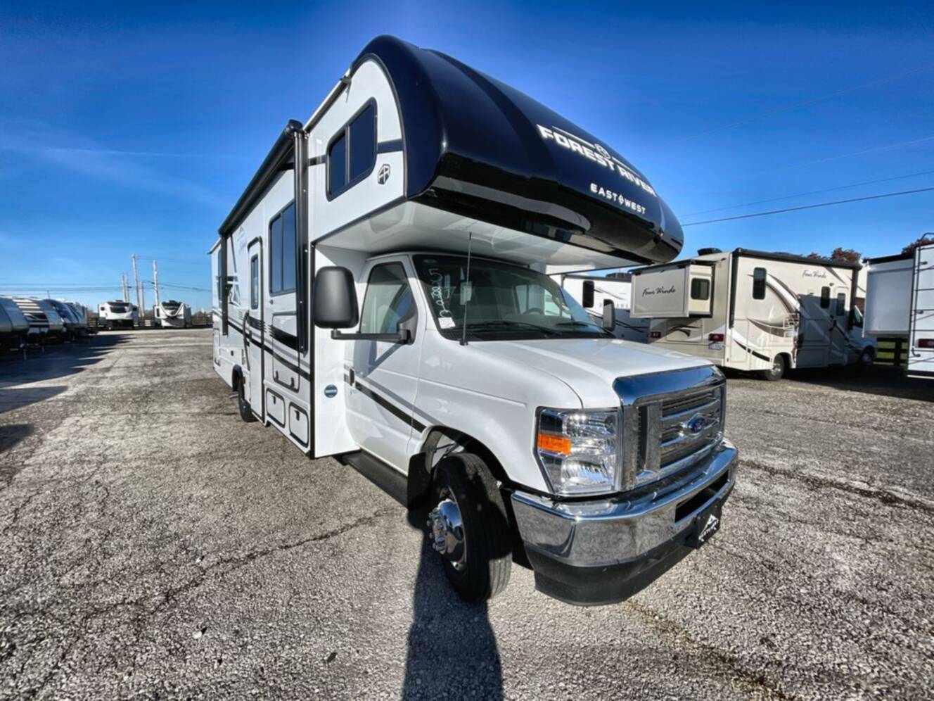 A photo of this 2026 East To West Entrada 2800S