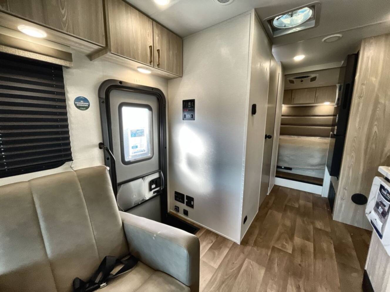 A photo of this 2026 East To West Entrada 2800S