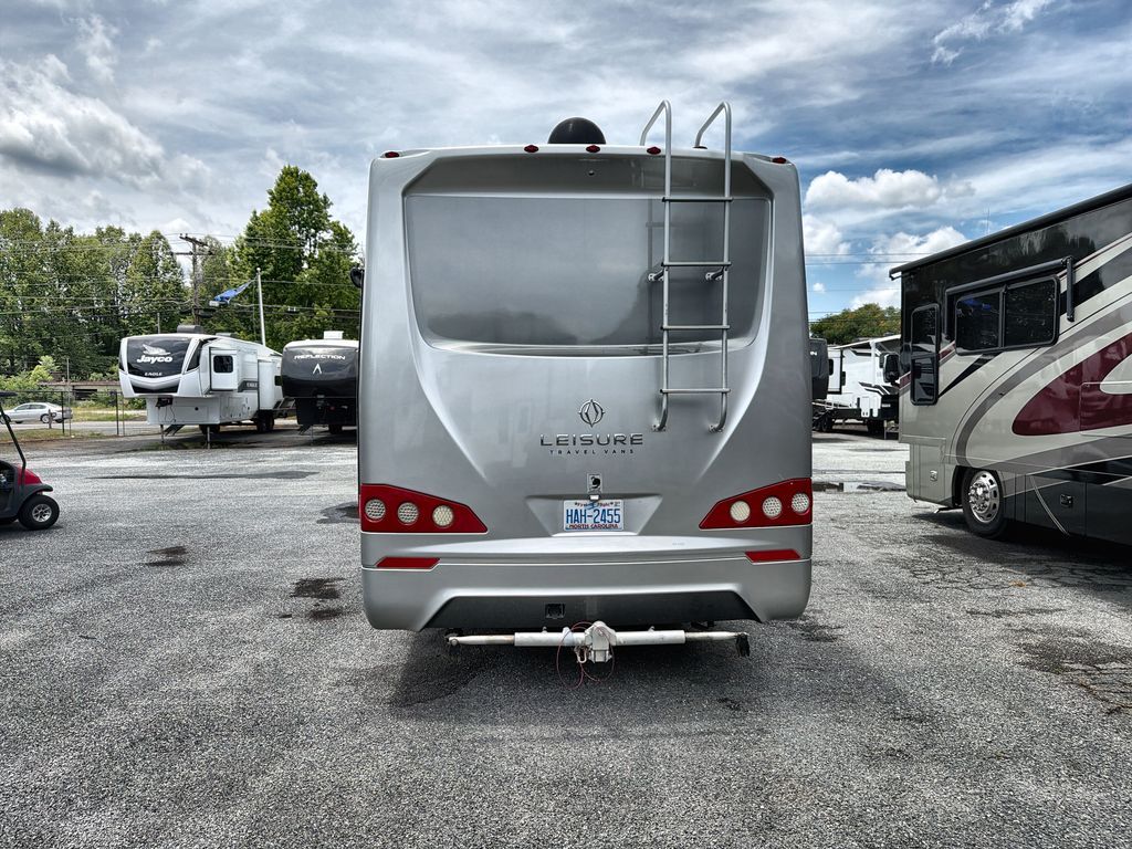 2019 Leisure Travel Vans Unity 24MB U24MB in rural hall NC