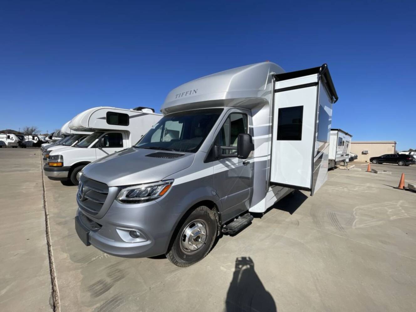 A photo of this 2026 Tiffin Motorhomes Wayfarer 25XLW