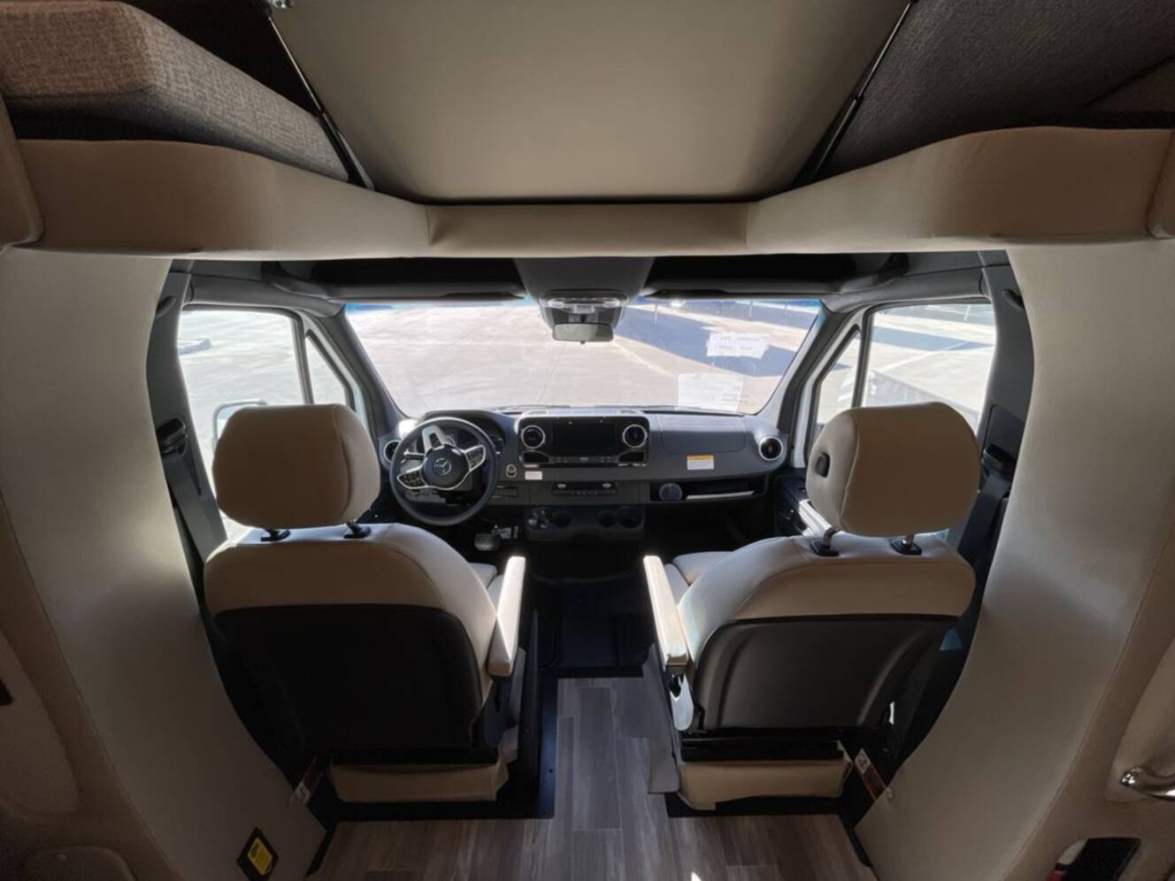A photo of this 2026 Tiffin Motorhomes Wayfarer 25XLW