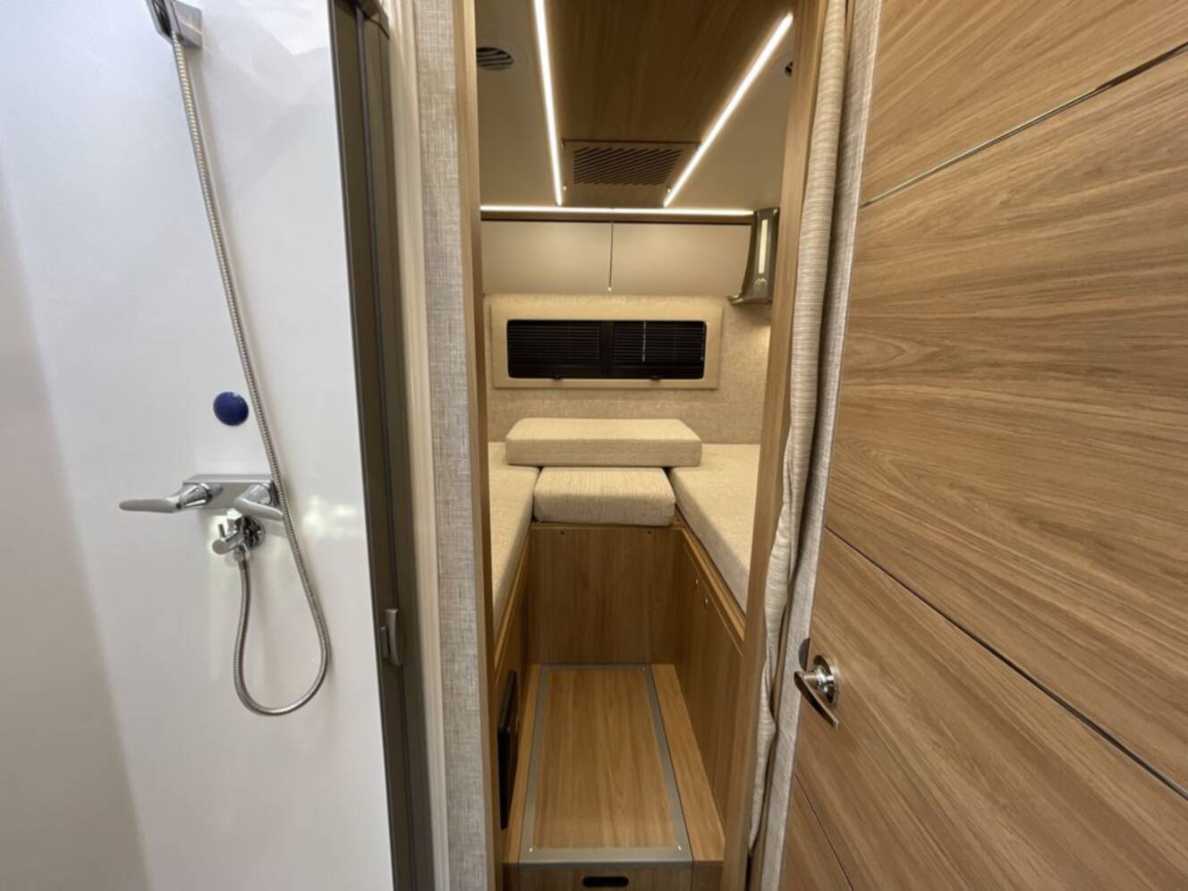 A photo of this 2026 Tiffin Motorhomes Wayfarer 25XLW