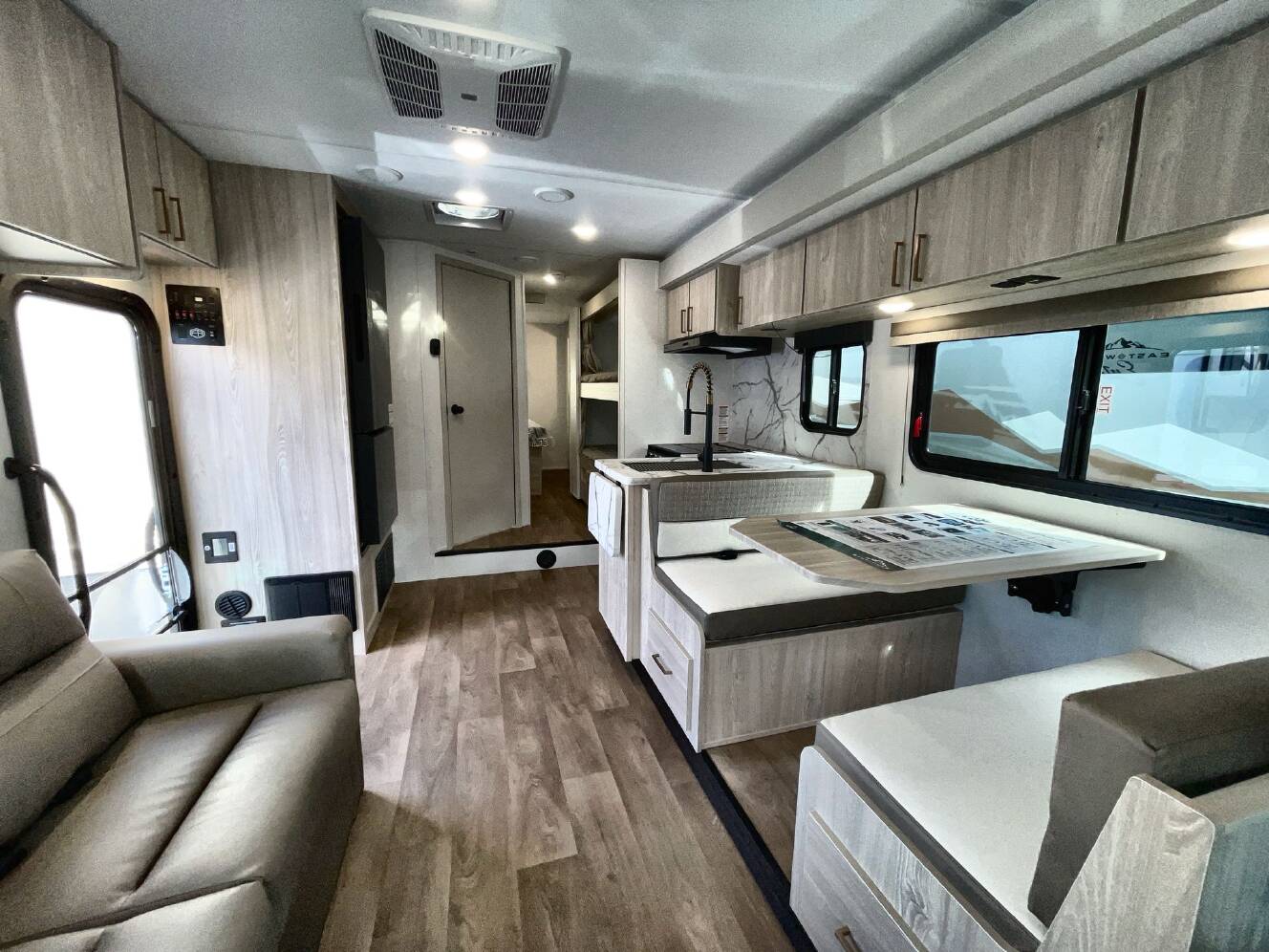 A photo of this 2026 East To West Entrada 3100FB