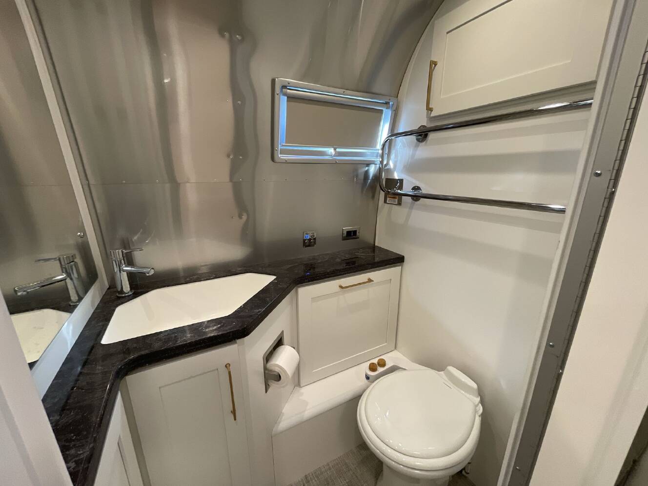 A photo of this 2024 Airstream Classic 30RB TWIN