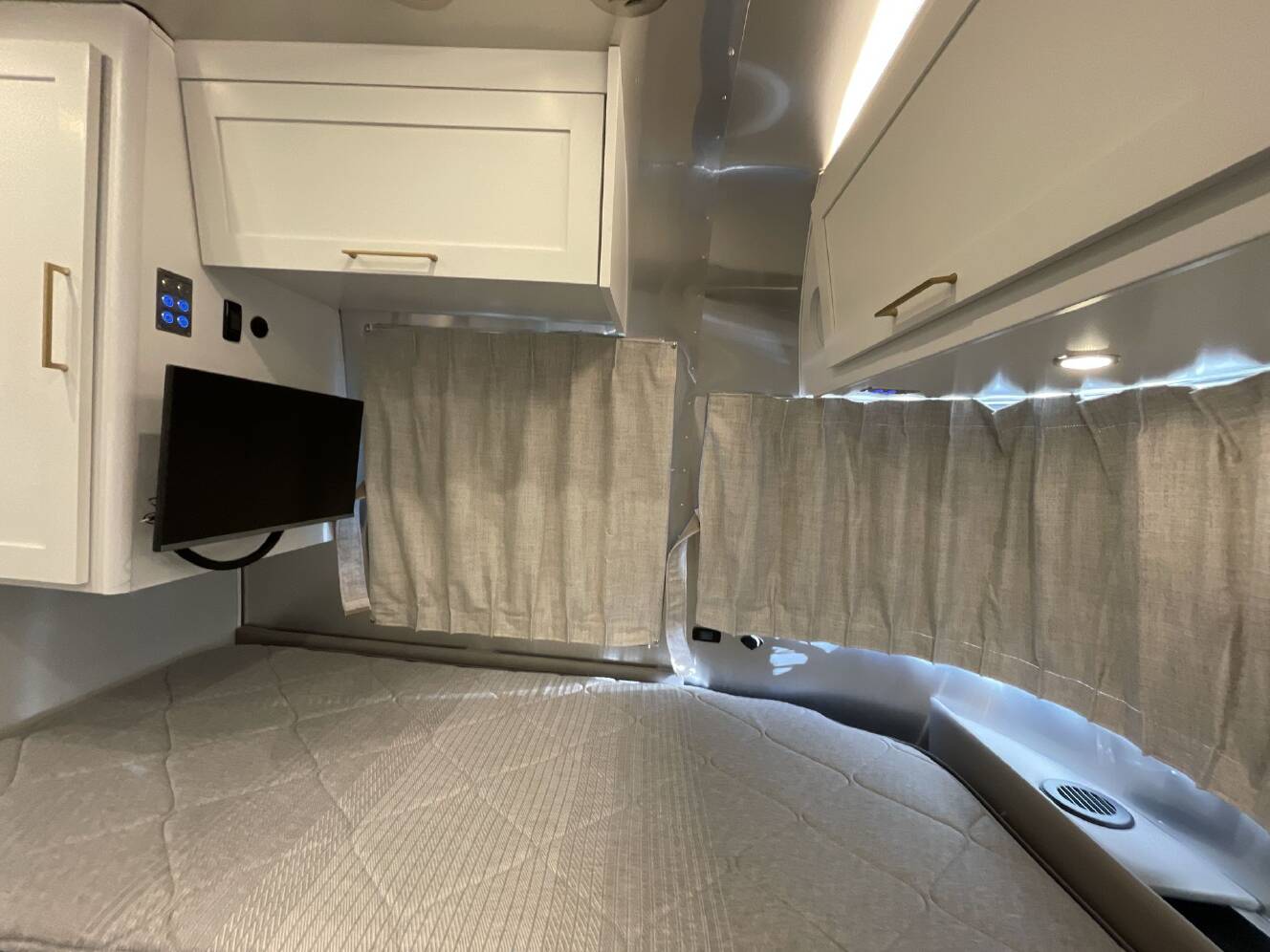 A photo of this 2024 Airstream Classic 30RB TWIN