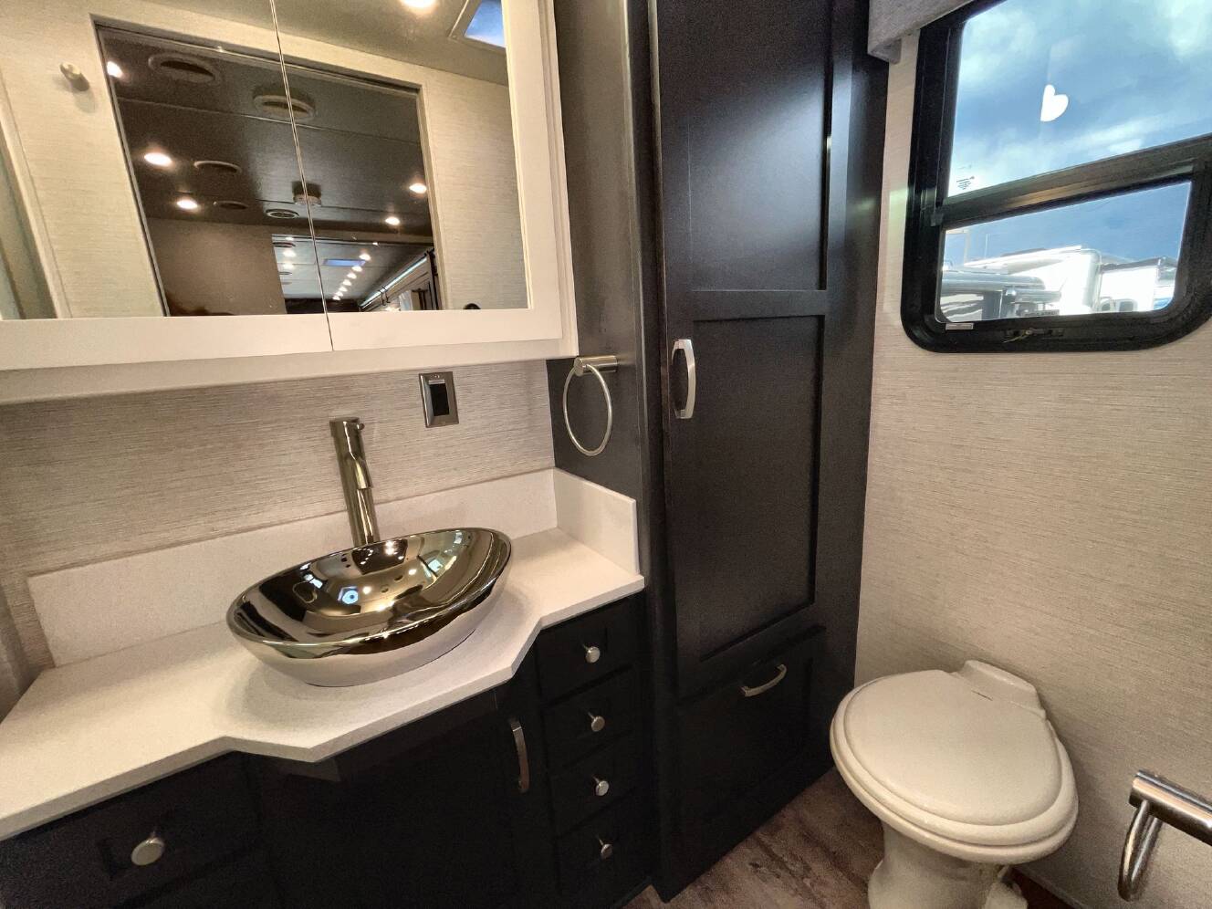 A photo of this 2026 Newmar Bay Star 3629