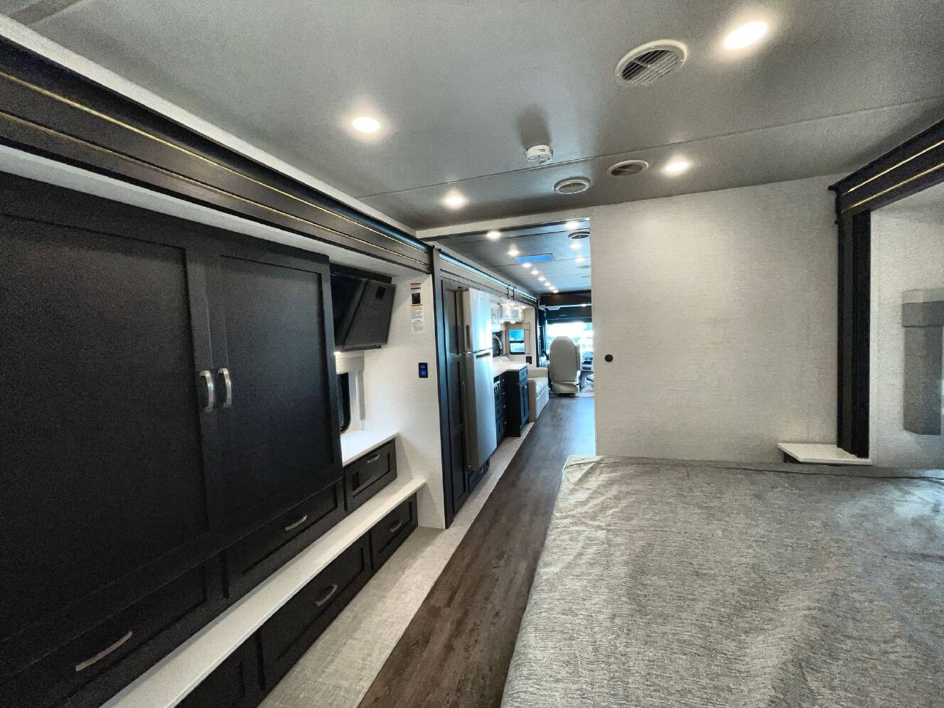 A photo of this 2026 Newmar Bay Star 3629