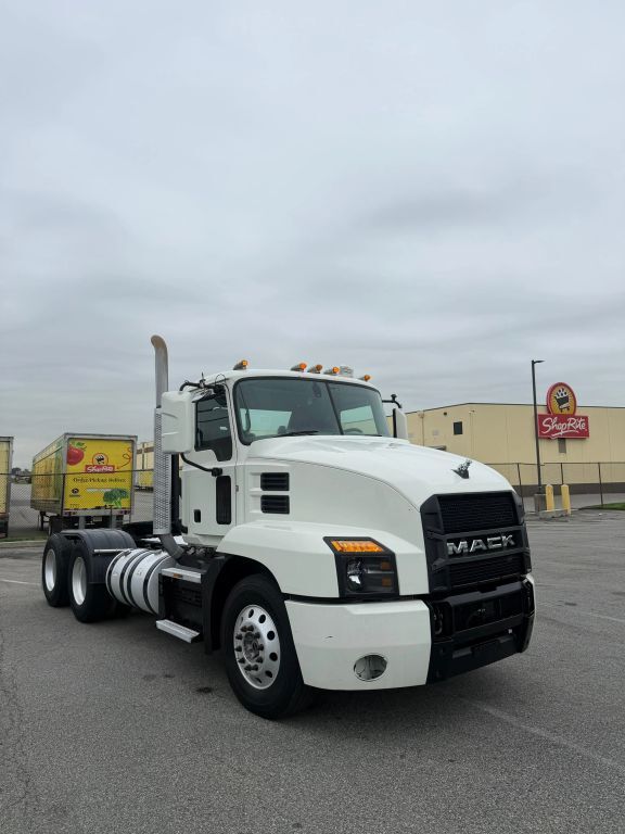 2019 Mack Anthem in Linden, NJ