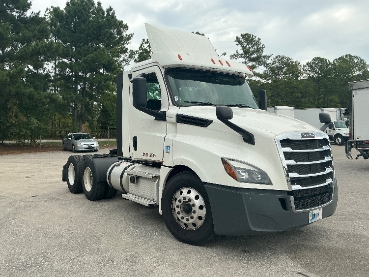 2020 FREIGHTLINER CASCADIA 126 in Rocky Mount, NC