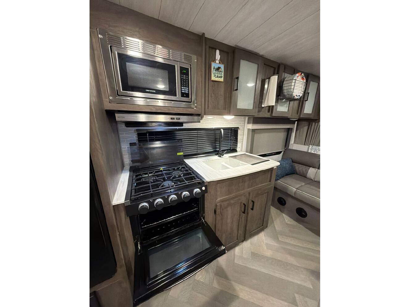 A photo of this 2022 Forest River Salem Cruise Lite 261BHXL