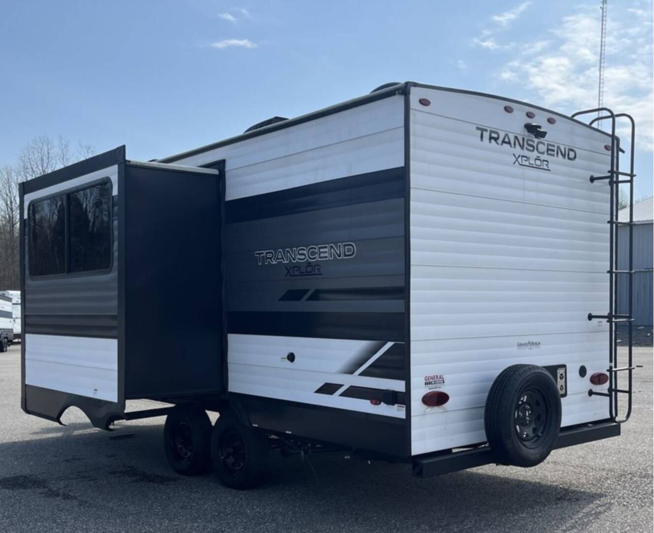 A photo of this 2023 Grand Design Transcend Xplor 200MK