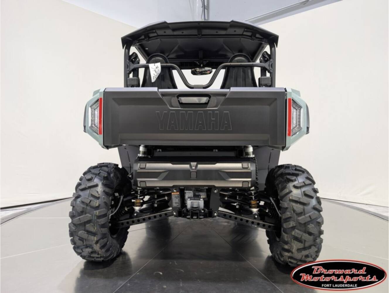 A photo of this 2026 Yamaha Wolverine X2 1000 Xt-R