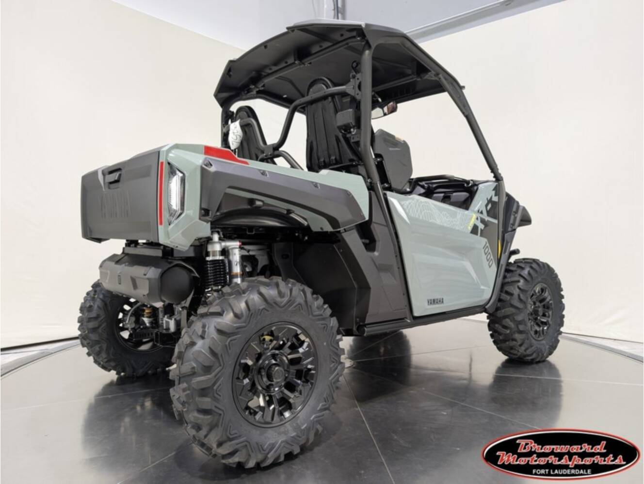 A photo of this 2026 Yamaha Wolverine X2 1000 Xt-R