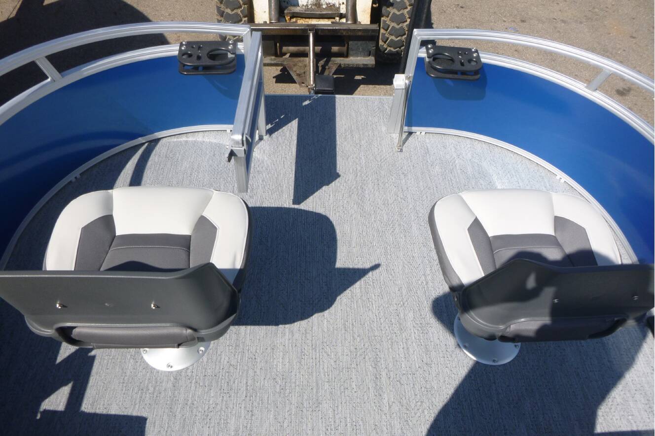 A photo of this 2027 Sun Tracker Bass Buggy 16 XL Select