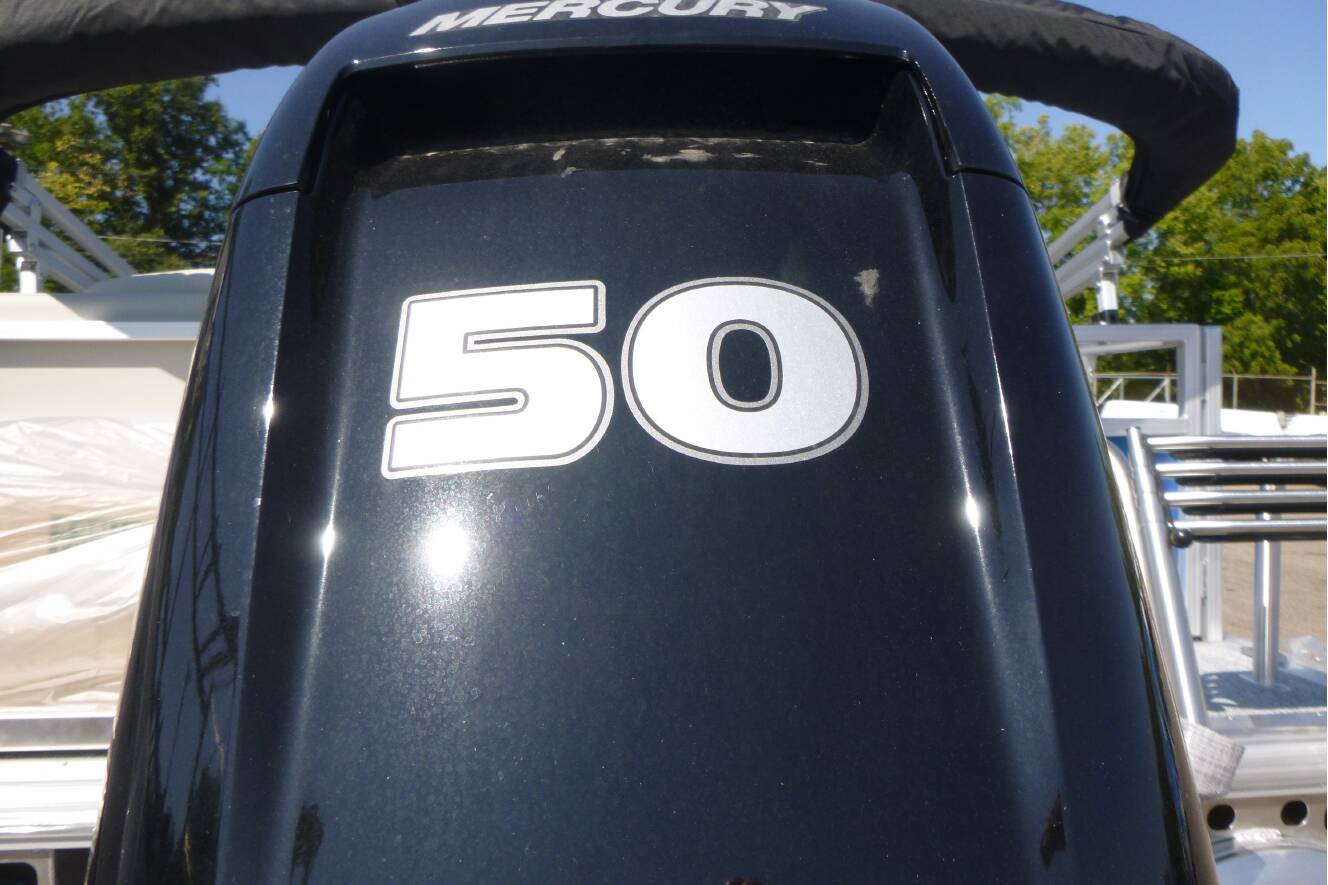 A photo of this 2027 Sun Tracker Bass Buggy 16 XL Select