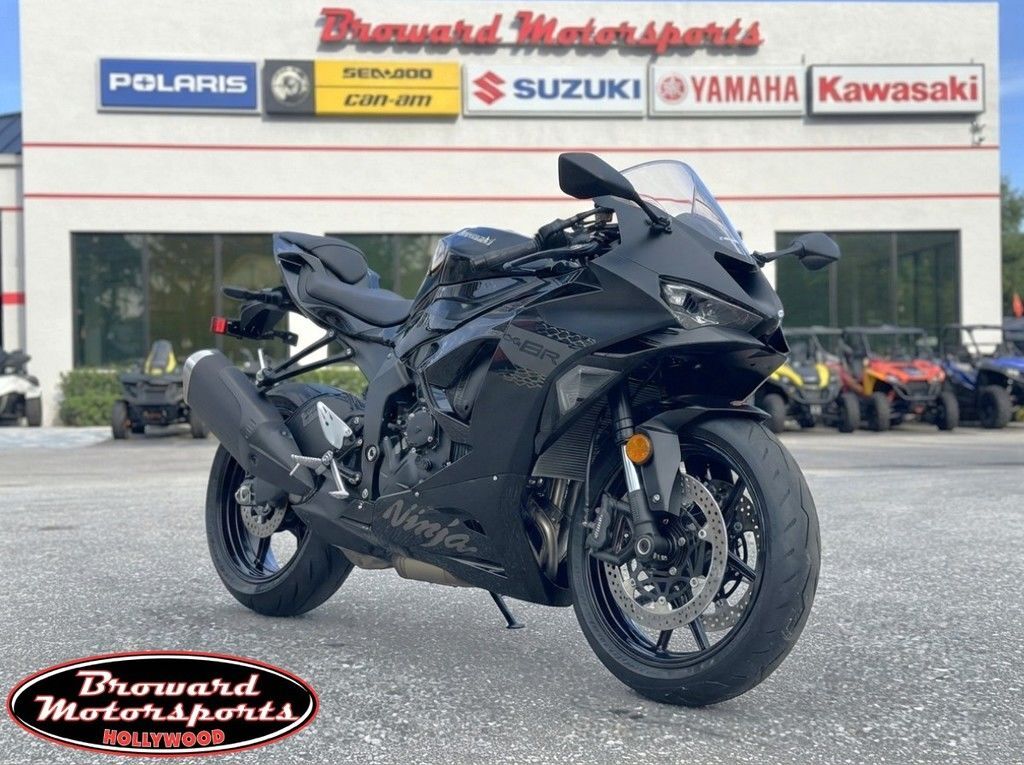 2027 Kawasaki Ninja® ZX -6R ABS ABS in Hollywood, FL