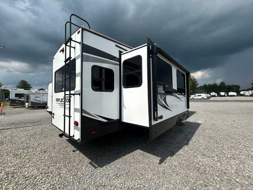 2022 Grand Design Reflection 295RL in girard OH