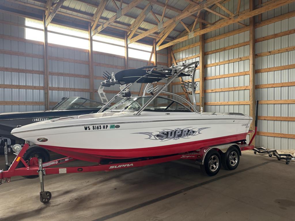 2008 Supra Launch 21V 242 in three lakes WI