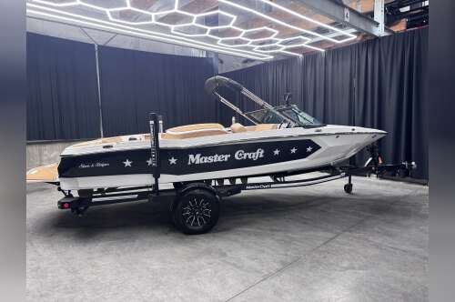 2027 Mastercraft Prostar NAN in crystal MN