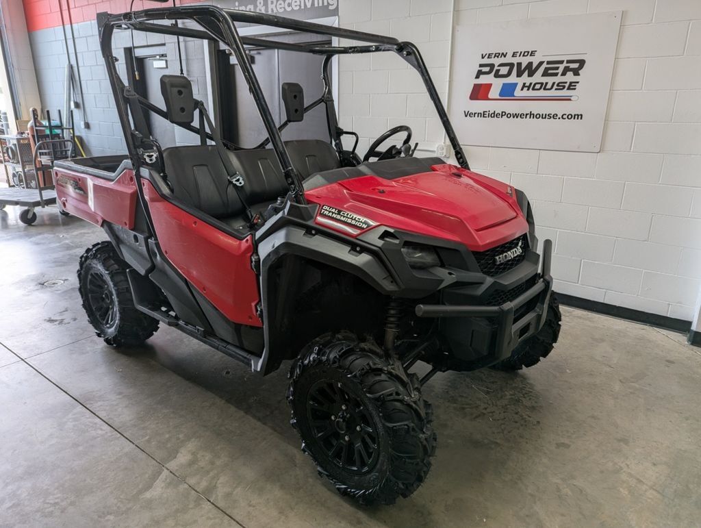 2021 Honda® Pioneer 1000 Deluxe in sioux falls SD