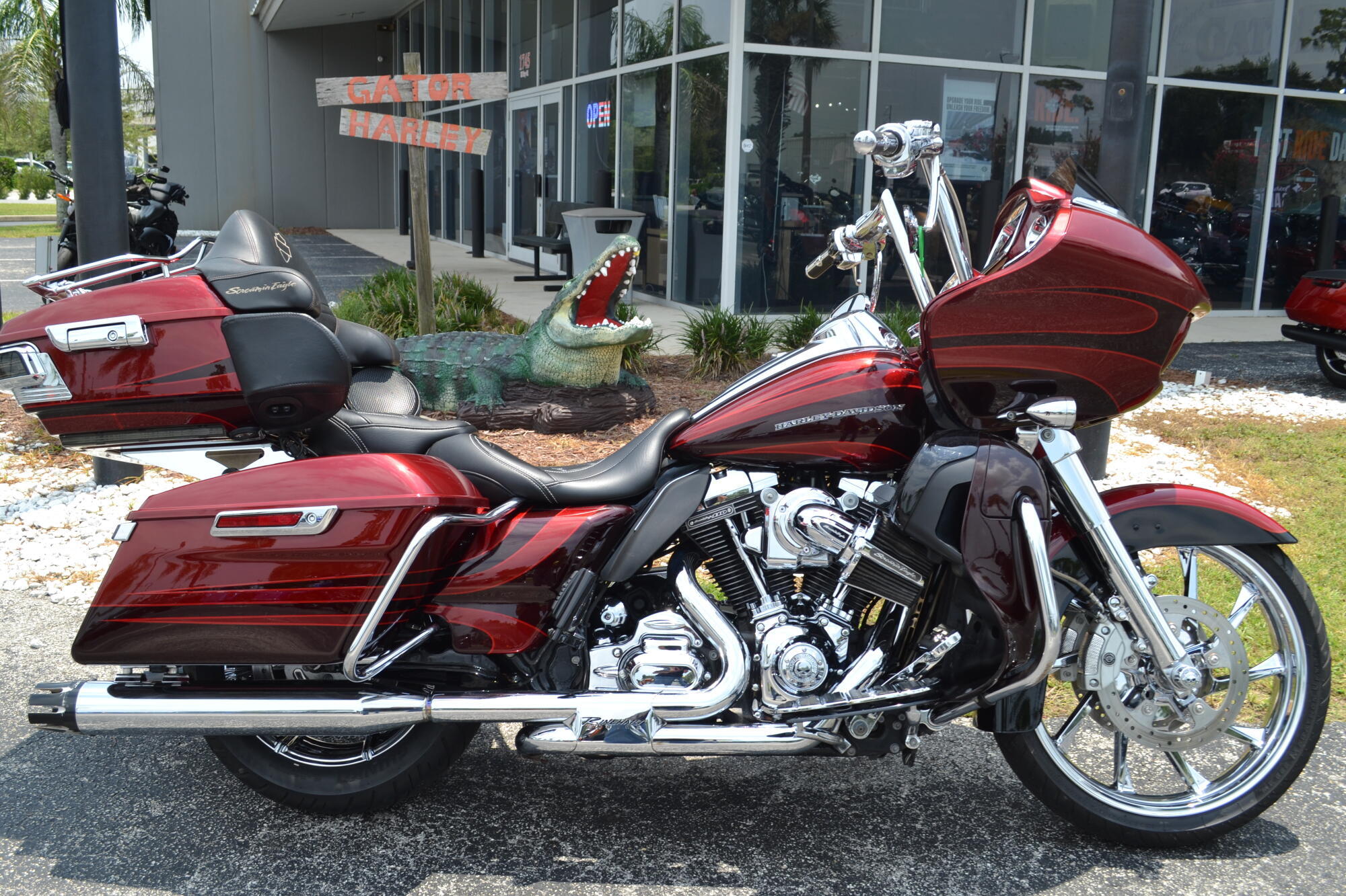 2015 Harley-Davidson CVO Road Glide Ultra CVO ULTRA in Leesburg, FL