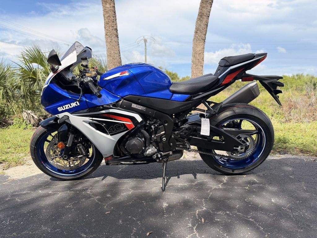 2027 Suzuki GSX-R1000 40TH ANNIVERSARY EDITION 1000 40TH ANNIVERSARY EDITION in Sarasota, FL