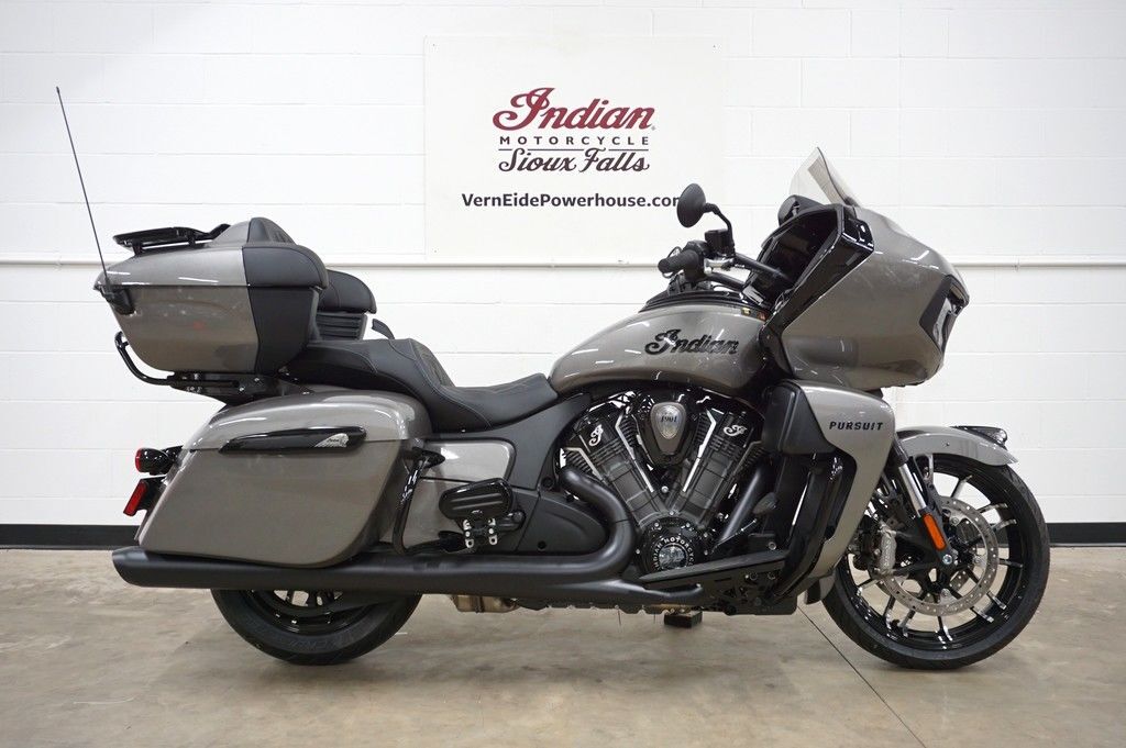 2026 Indian Motorcycle® Pursuit® Dark Horse® Heavy Metal DARK HORSE in Sioux Falls, SD