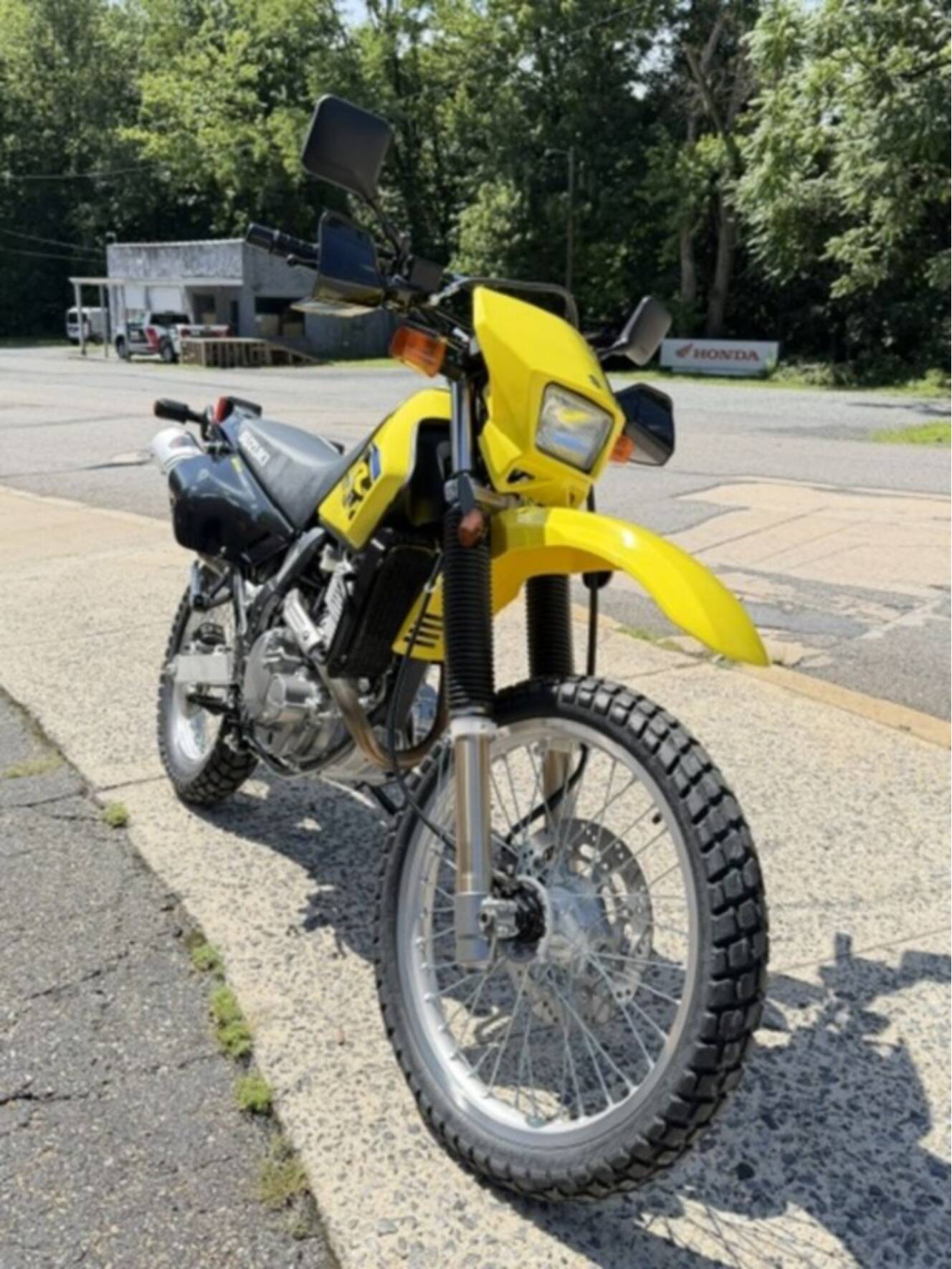 A photo of this 2027 Suzuki DR650SEM7