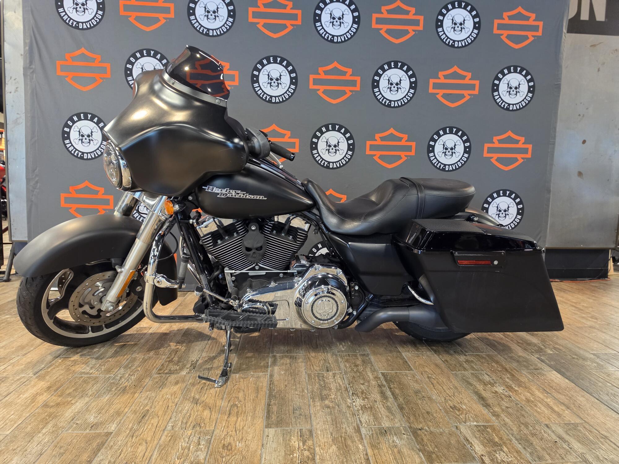 2013 Harley-Davidson Street Glide in Winterville, NC