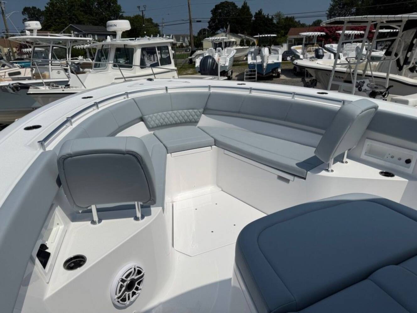 A photo of this 2026 Sportsman Heritage 321