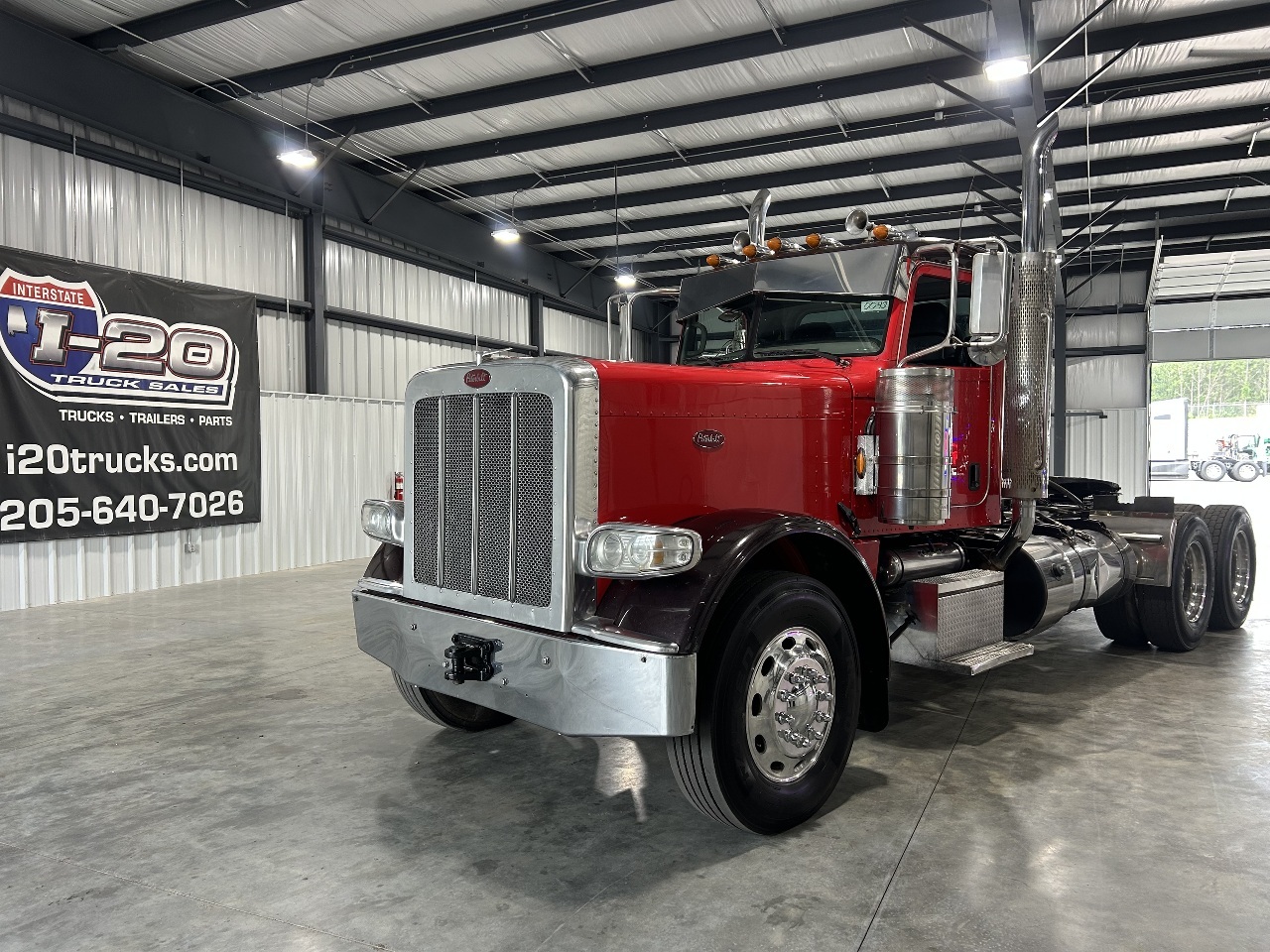 2015 PETERBILT 389 in Pell City, AL