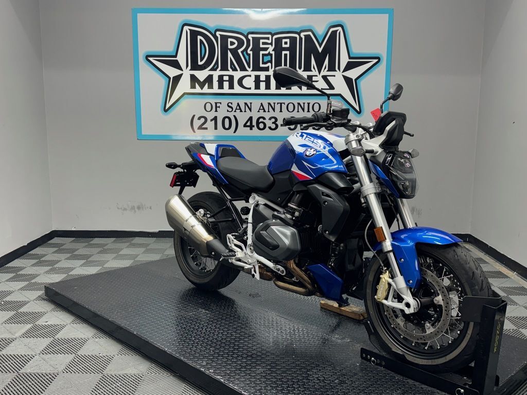 2024 BMW R 1250 R Premium in San Antonio, TX