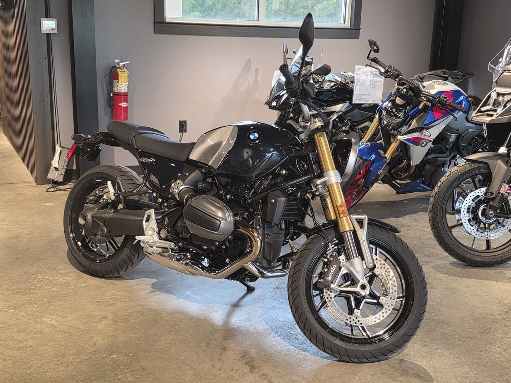 2026 BMW R 12 nineT Imperial Blue Metallic in Columbus, GA