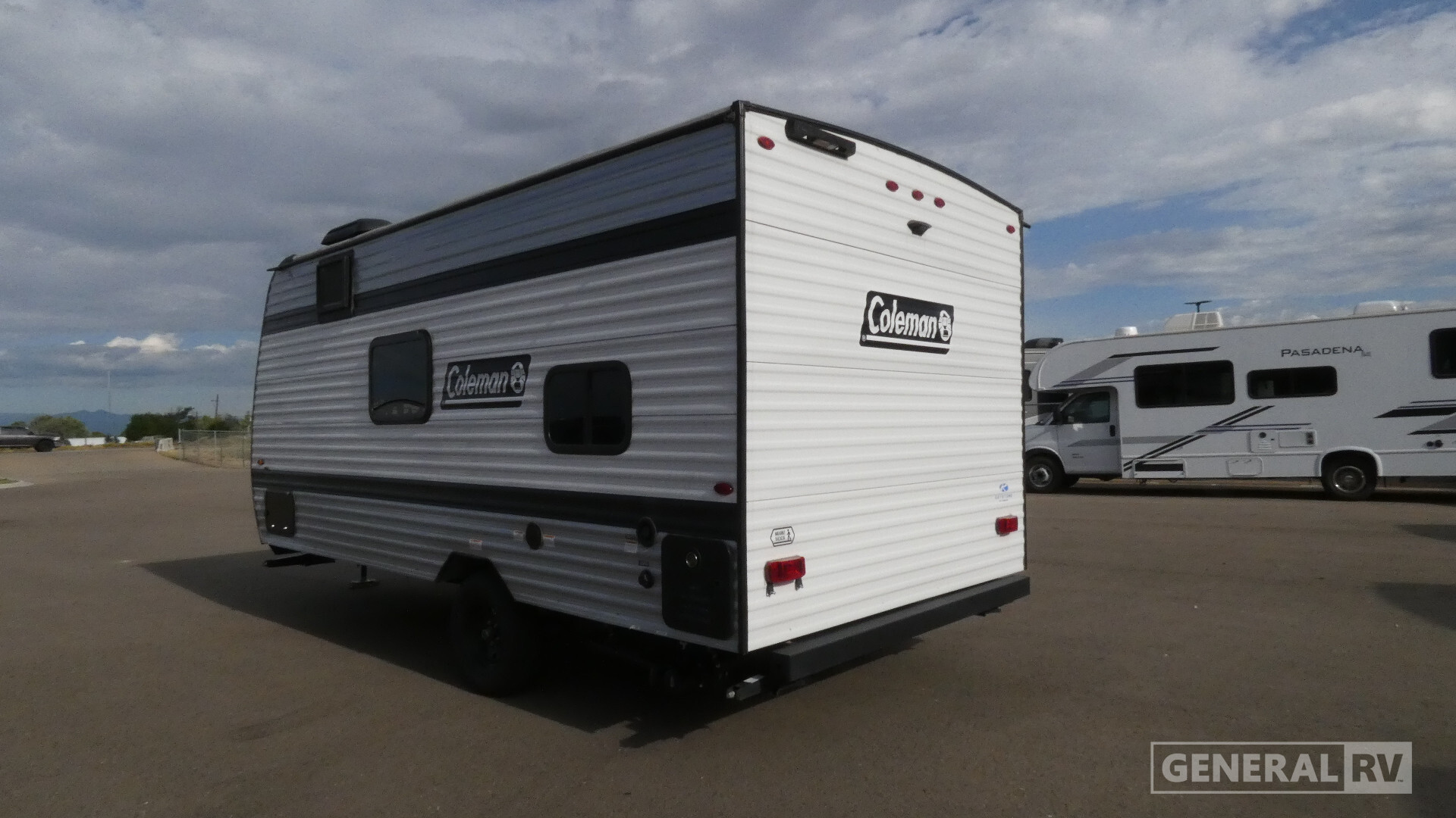 2025 Keystone COLEMAN 17B in longmont CO