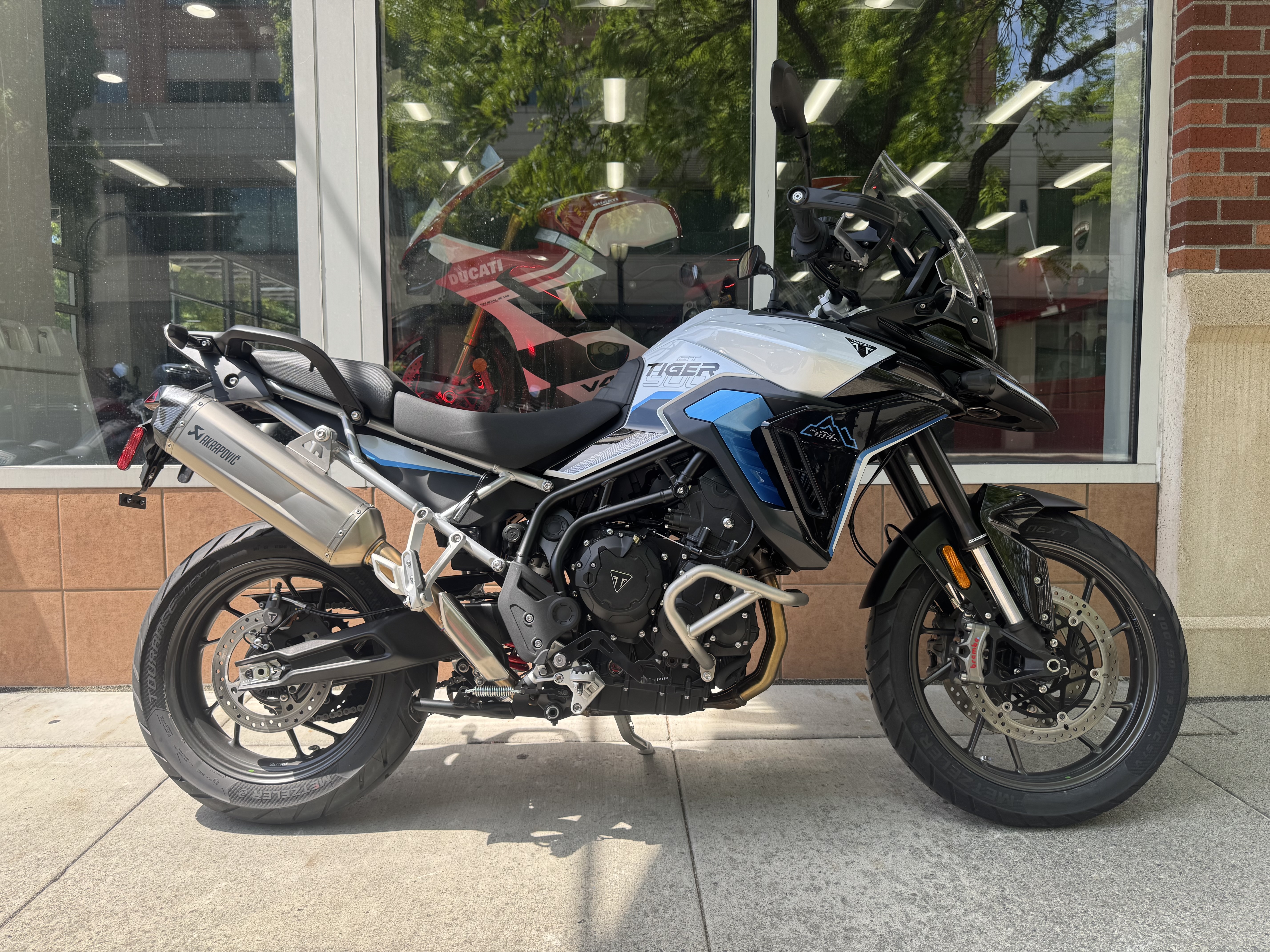 2026 Triumph Tiger 900 Alpine Edition ALPINE EDITION in Redmond, WA