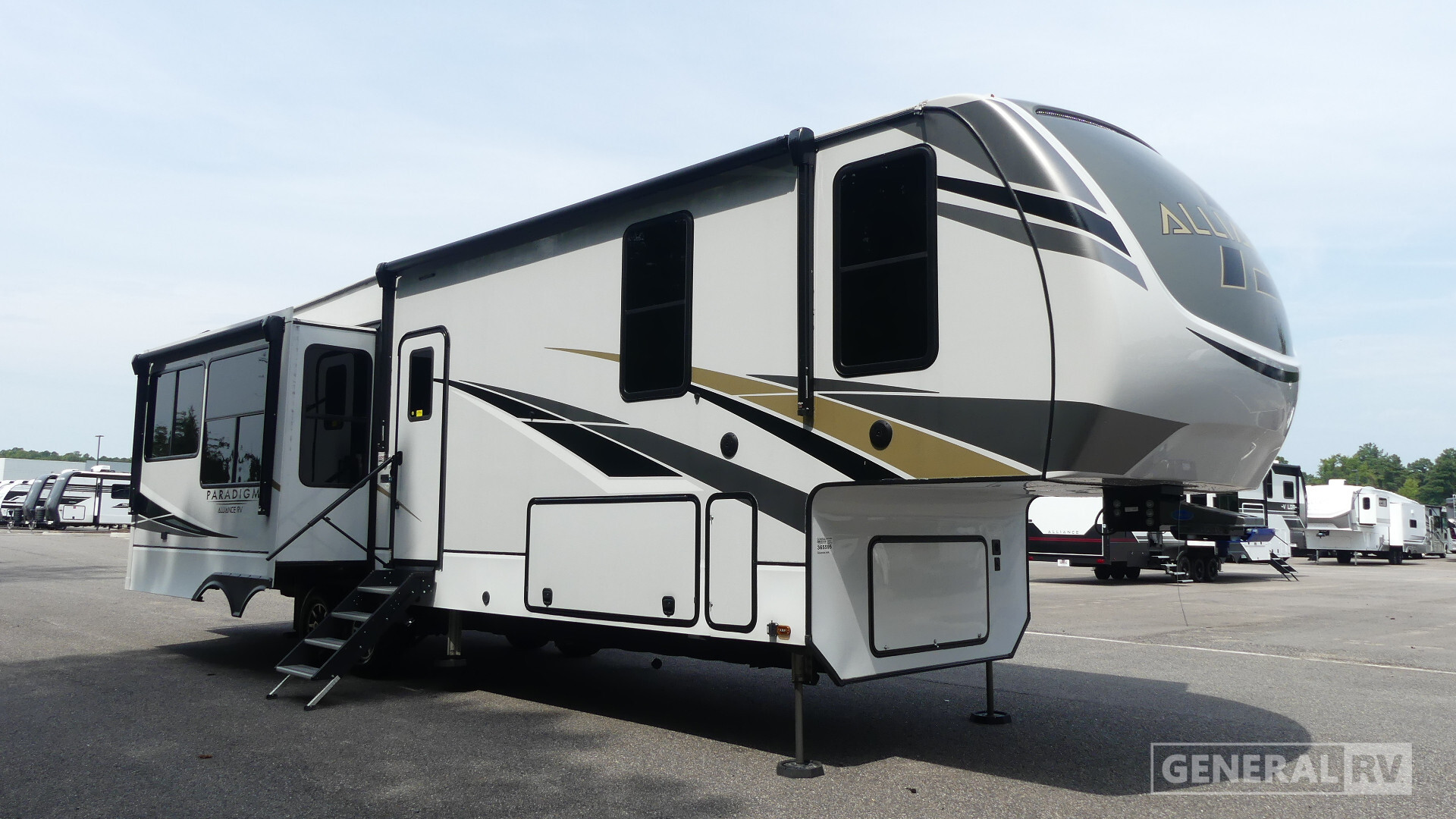 2022 Alliance Rv PARADIGM 340RL in ashland VA