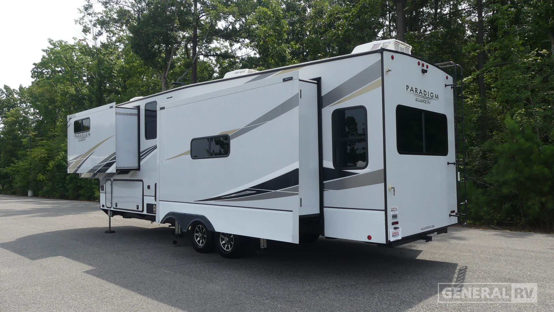 2022 Alliance Rv PARADIGM 340RL in ashland VA