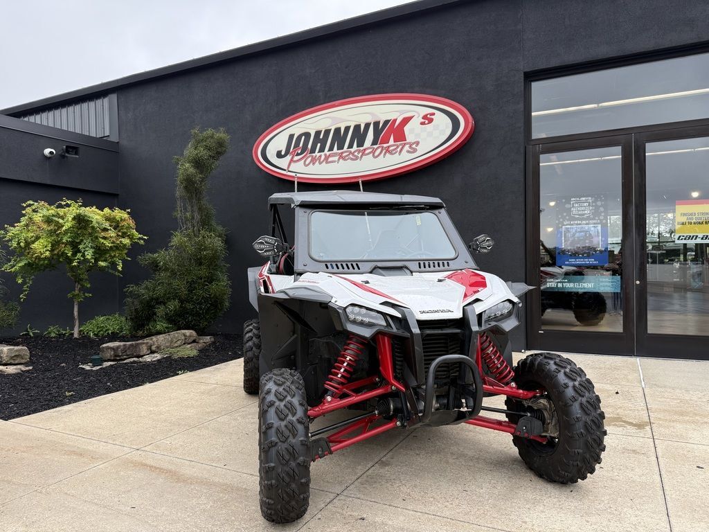 2021 Honda® Talon 1000R in niles OH