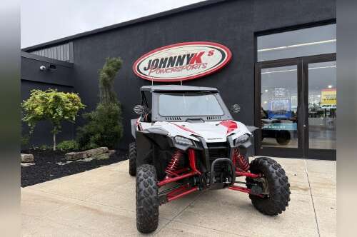 2021 Honda® Talon 1000R in niles OH
