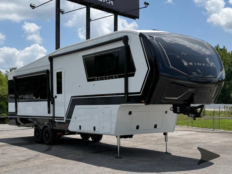 2027 Brinkley Model Z 3100 in calera AL