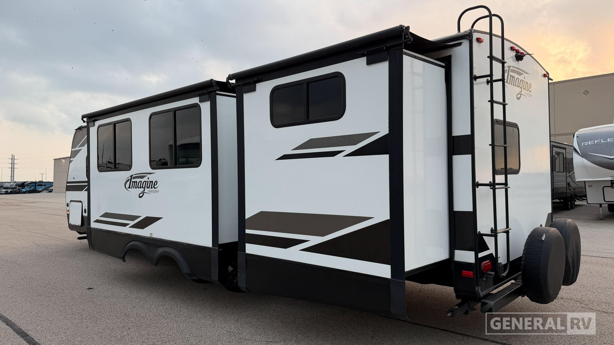 2019 Grand Design IMAGINE 3170BH in huntley IL