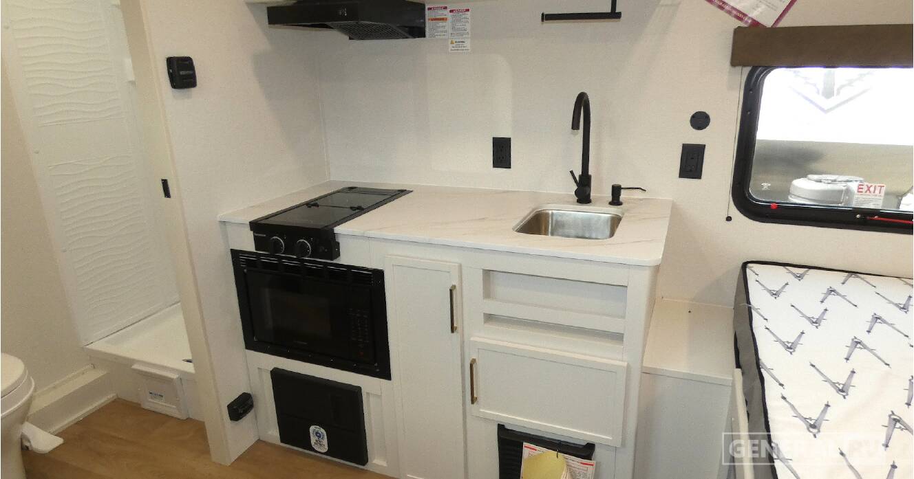 A photo of this 2027 Grand Design TRANSCEND-LITE 121RBL
