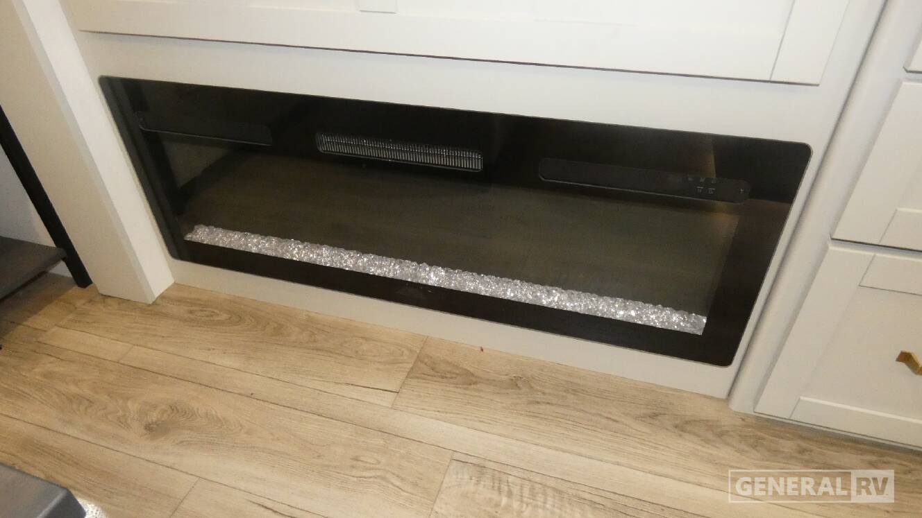 A photo of this 2025 Brinkley MODEL Z 3100